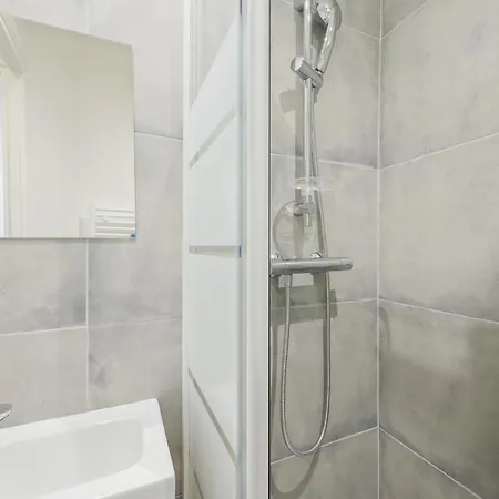 Apartment Family Studio Near Montmartre Paris